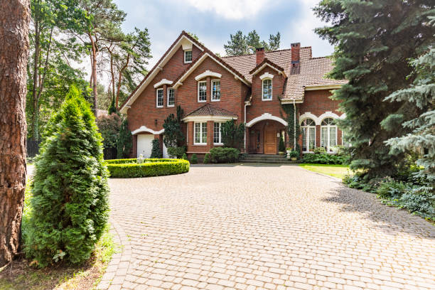 Best Brick Driveway Pavers  in Edgewood, IN